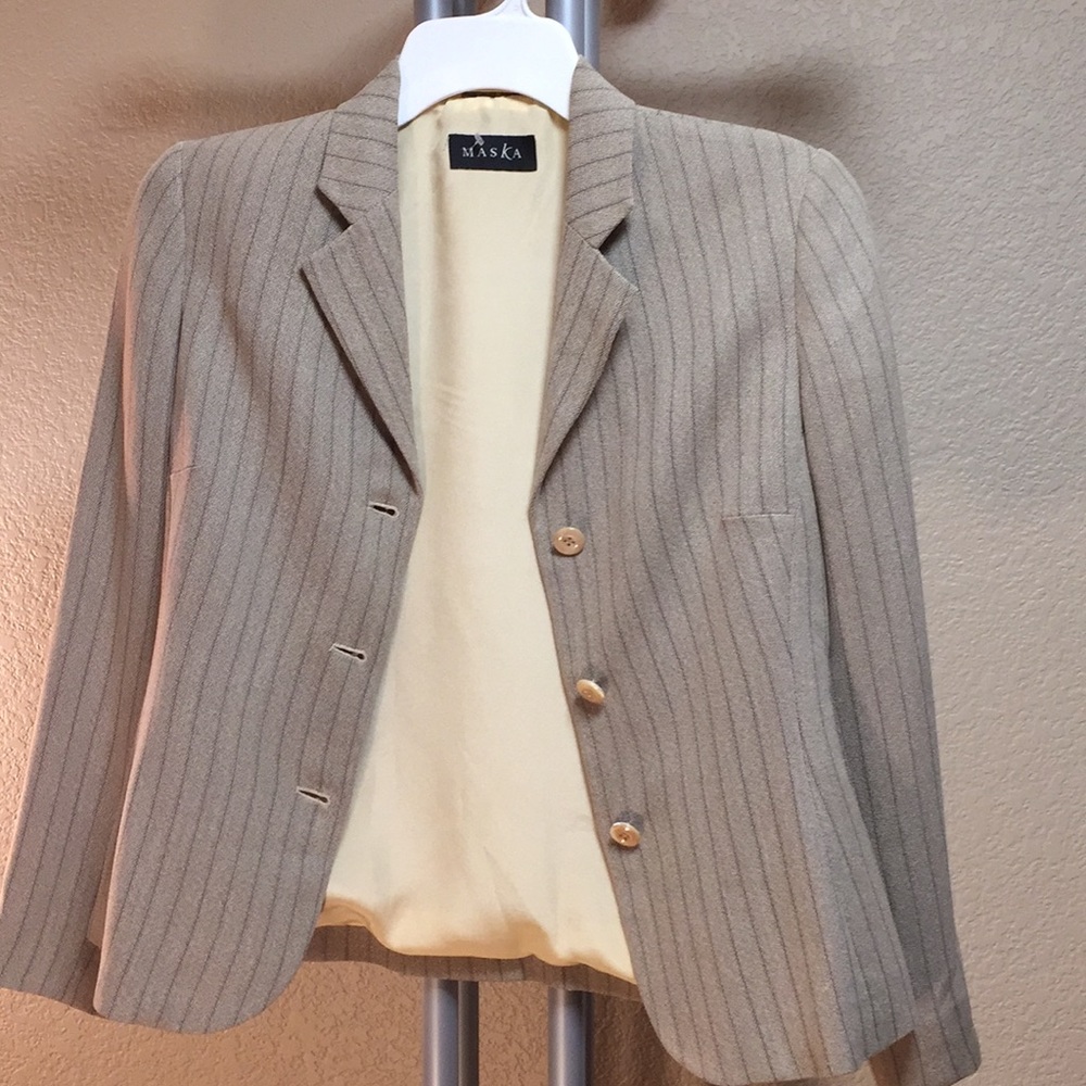 MASKA Jacket and Skirt Set